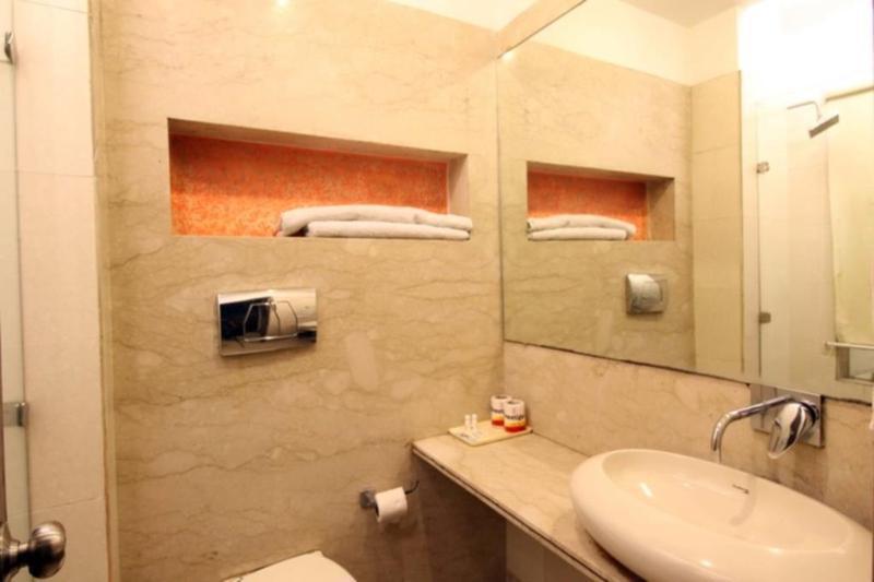 Hotel Livasa Inn - 2