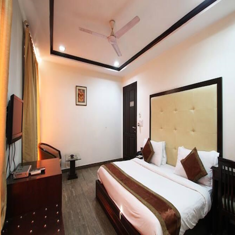 Hotel Veer Palace - 1