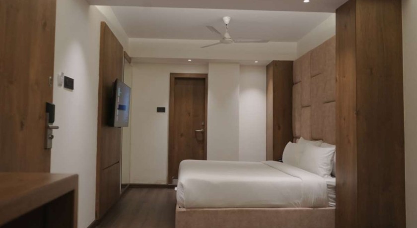 Hotel Enigma Indore - 2