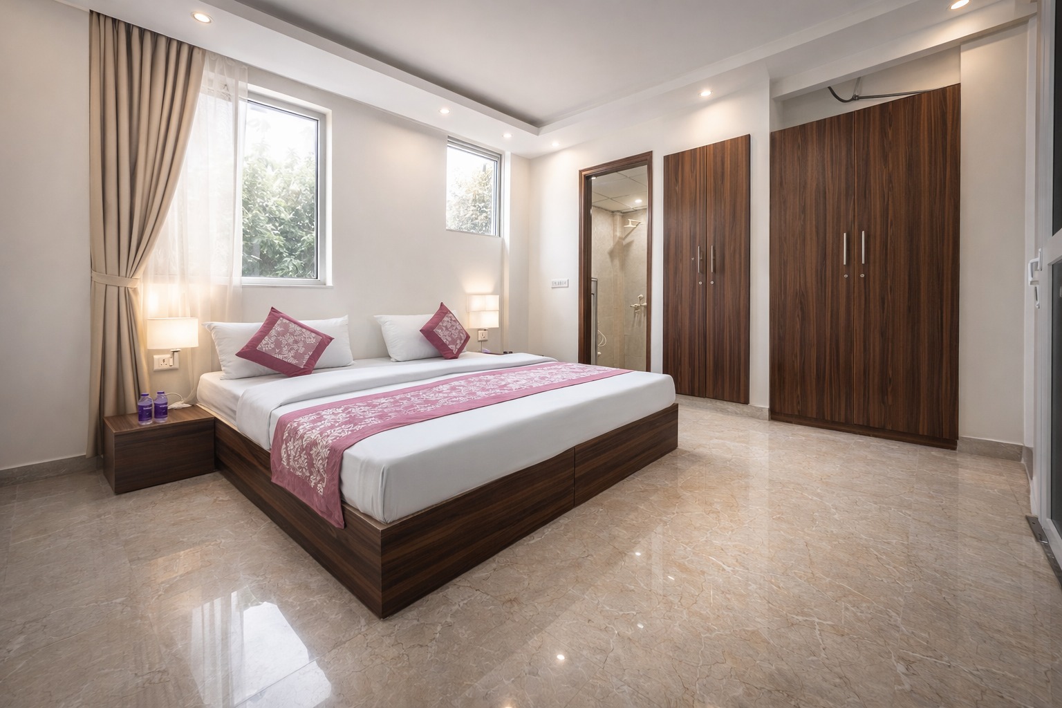 HoneyVeils Palace - 1