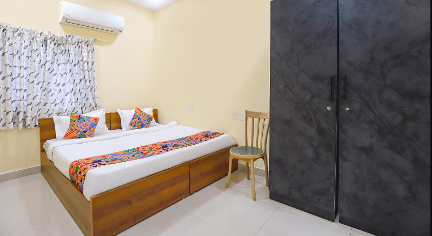 UPAR Hotels T Nagar - 2