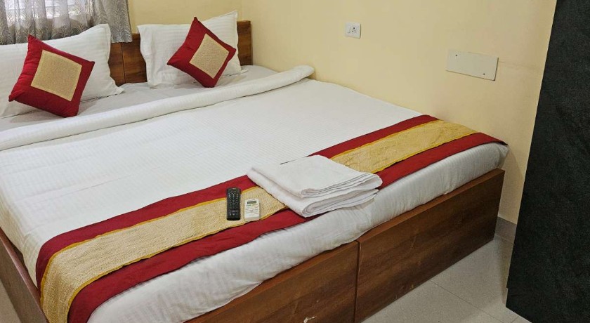 UPAR Hotels T Nagar - 4