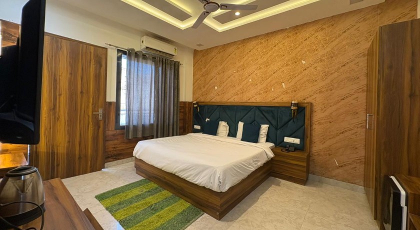 hotels in agra - 2
