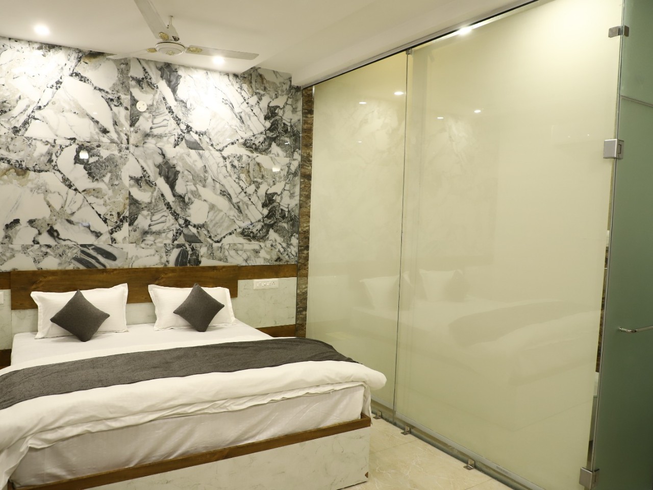 hotels in chandigarh - 1