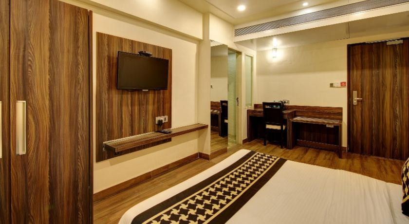 Aralia - A Business Hotel - 4