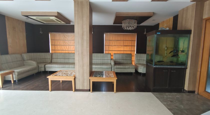 Viba Residency, Hopes college - 4