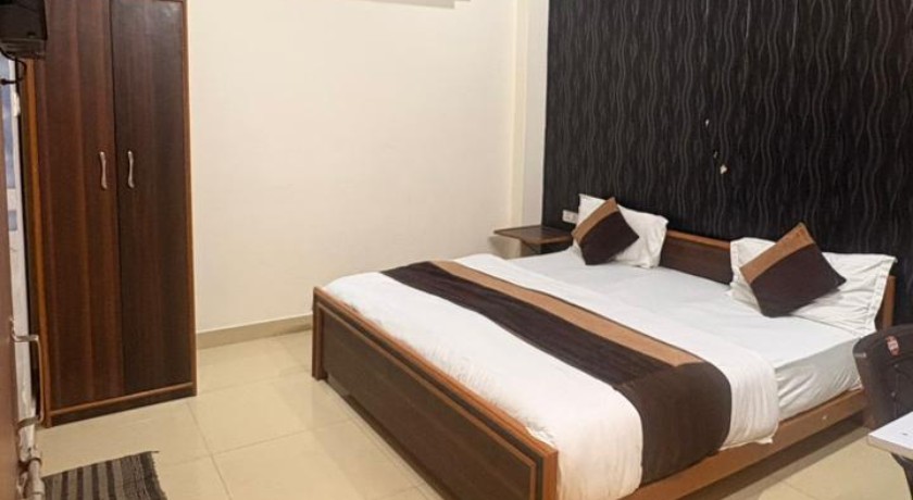 Hotel Ashoka Inn - 2