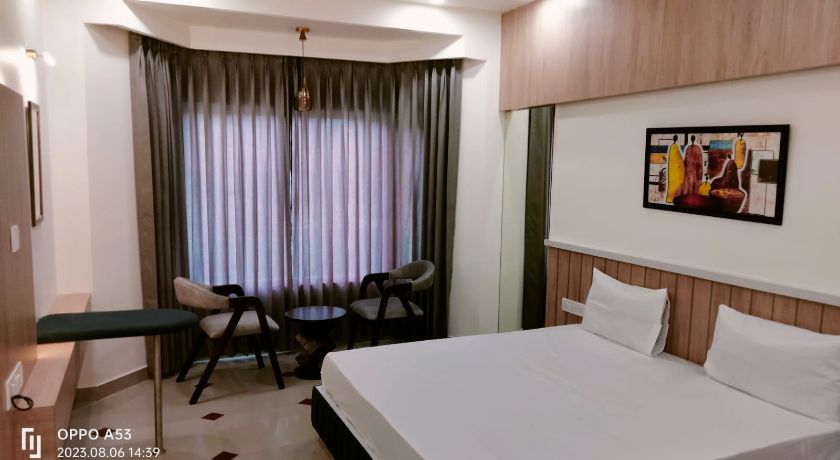 Hotel Sapphire World - 2