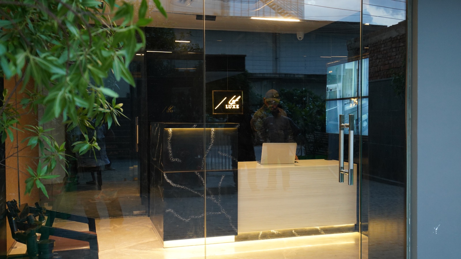 Hotel Warm Welcome Inn 51 - 2