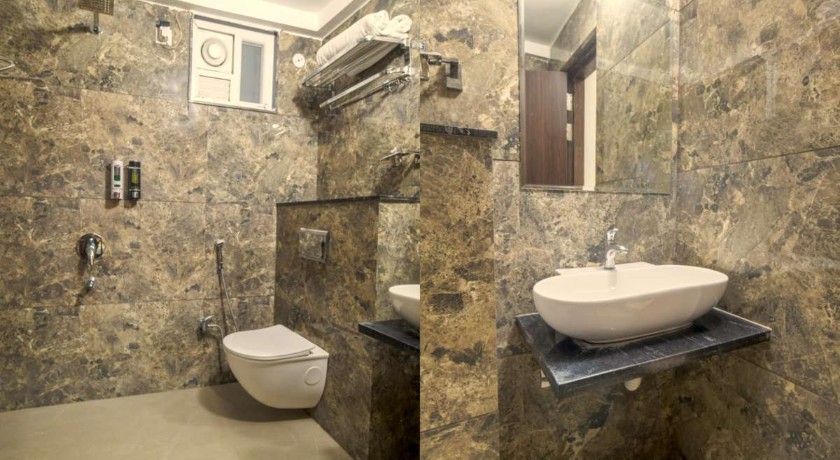 Hotel Synergy Stays - 3