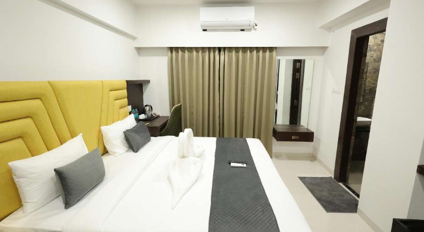 Hotel Synergy Stays - 4