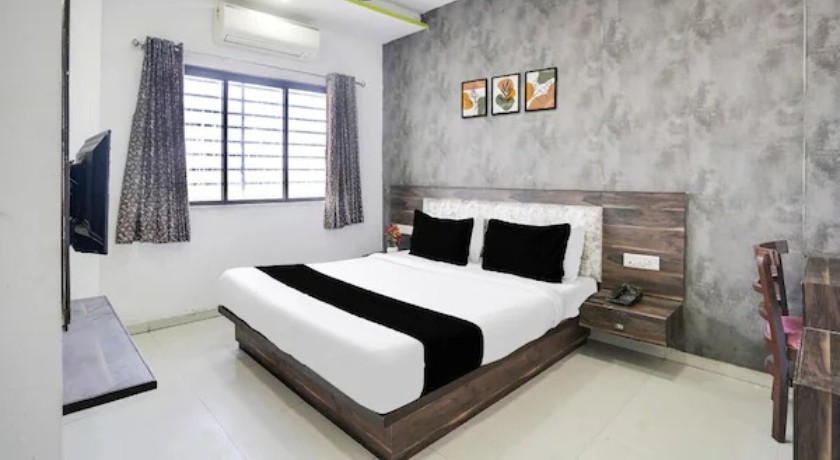 List of hourly Hotels in ahmedabad - 3