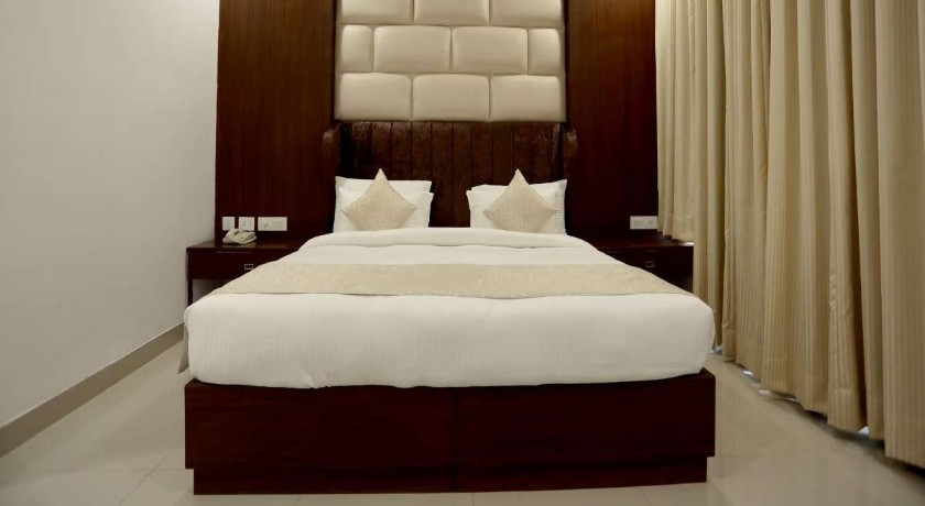 hotels in faridabad - 4