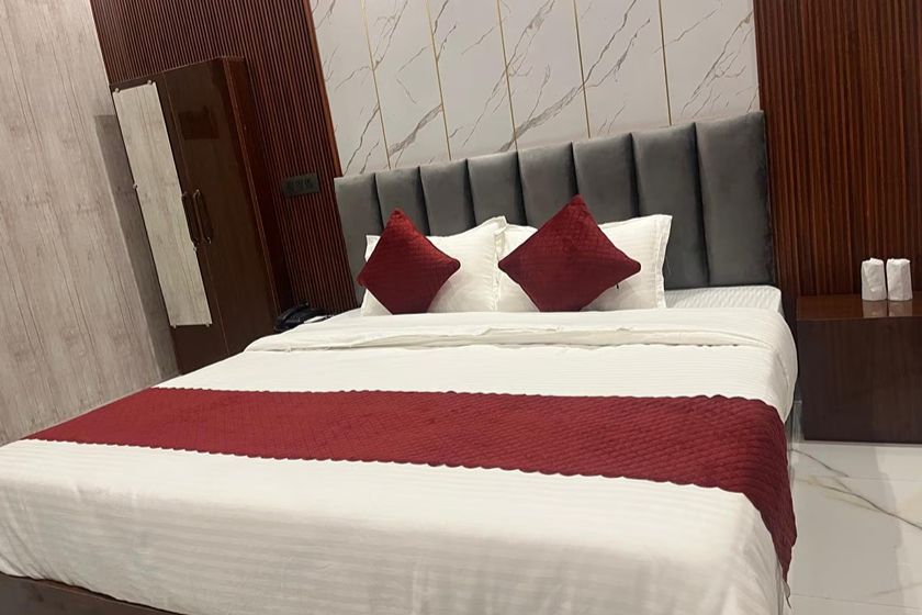 Hotel Banaras Inn - 2