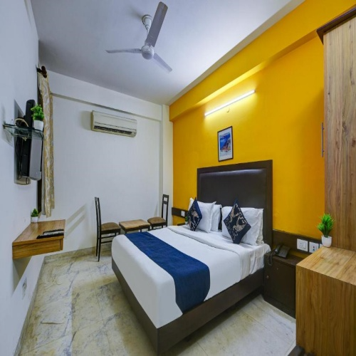 Hotel Bijwasan Near Yashobhomi