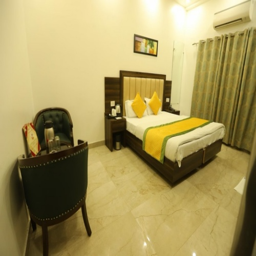 Hotel Emporio Dx - 1