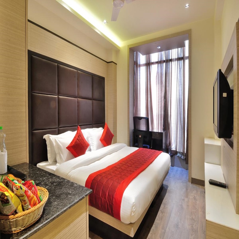 Hotel Royal Grand Patel Nagar - 1